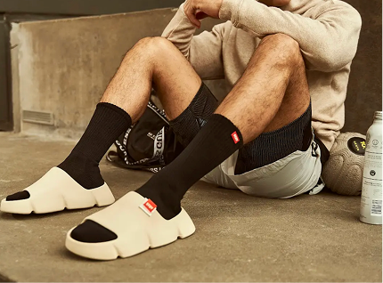 Slide & Socks